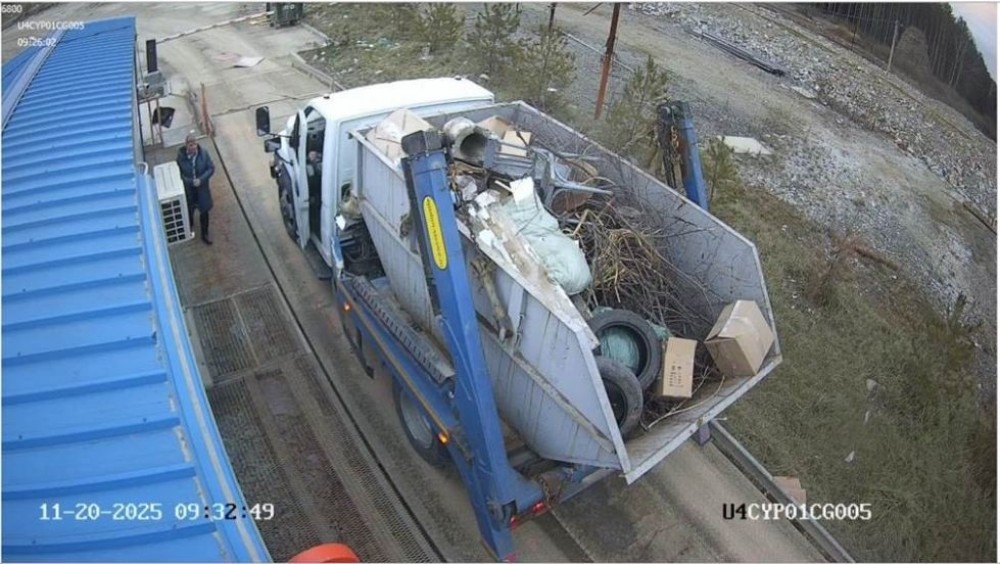 Мусоросортировочный комплекс в Тагиле отказался принимать бункер, отправив отходы обратно жителям