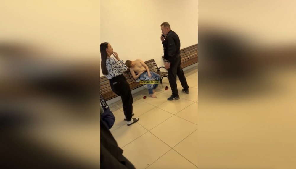 В детском центре Нижнего Тагила пьяный мужчина попытался увести чужого ребенка