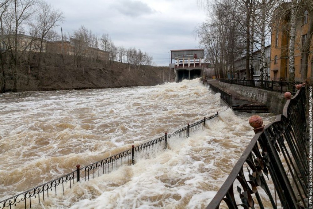 Прорыв Леневки и 33 тысячи пострадавших: в Нижнем Тагиле отрабатывают действия при катастрофическом паводке