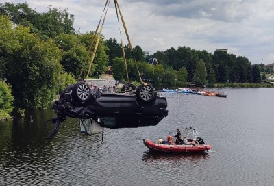 Глава спасательной станции объяснил, почему тела погибших из затонувшего Lexus извлекли спустя 8 часов