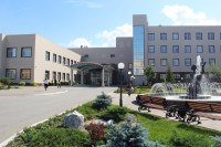 Минздрав прокомментировал ситуацию вокруг уникального госпиталя Тетюхина. Центр может закрыться из-за нехватки квот