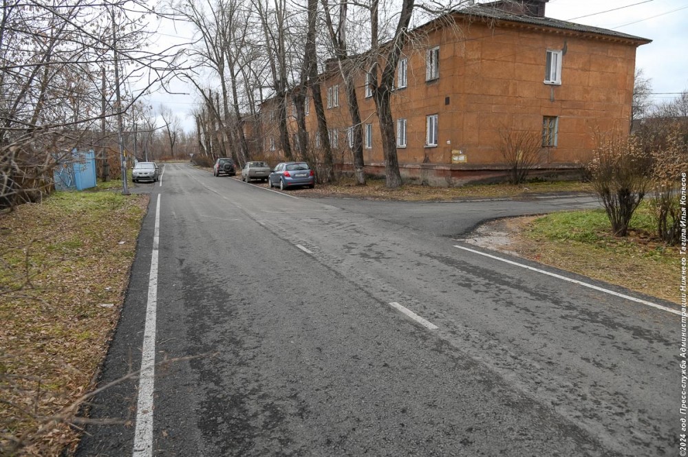 В Нижнем Тагиле администрация, бизнес и жители скинулись на ремонт дороги