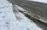 На Свердловскую область надвигается снег: автомобилистов призвали перенести замену шин