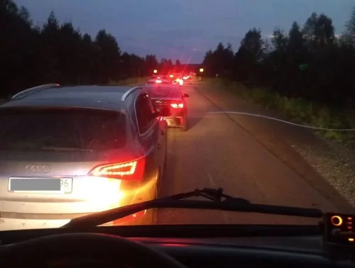 &laquo;Прицеп боишься потерять&raquo;: автомобилисты жалуются на затянувшийся ремонт моста на объездной Тагила