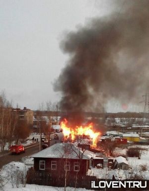 В пожаре на улице Ермака погибла пожилая тагильчанка (фото)