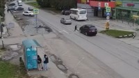 Водитель, насмерть сбивший бежавшего к маме мальчика, получил год принудительных работ
