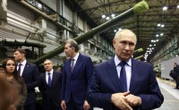 Путин рассказал, как будут устранять дефицит рабочих на УВЗ
