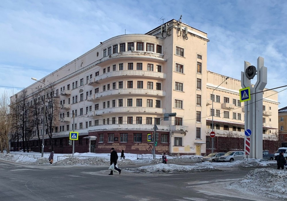 Ни продать, ни отдать: минздрав рассказал о судьбе знаменитой заброшенной больницы Тагила