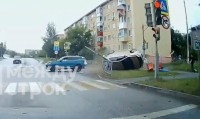 Выехал, не глядя в зеркала: серьёзная авария в центре Тагила попала на видео