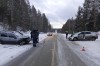 Под Нижним Тагилом водитель Chevrolet пошёл на обгон под знак и устроил серьёзную аварию