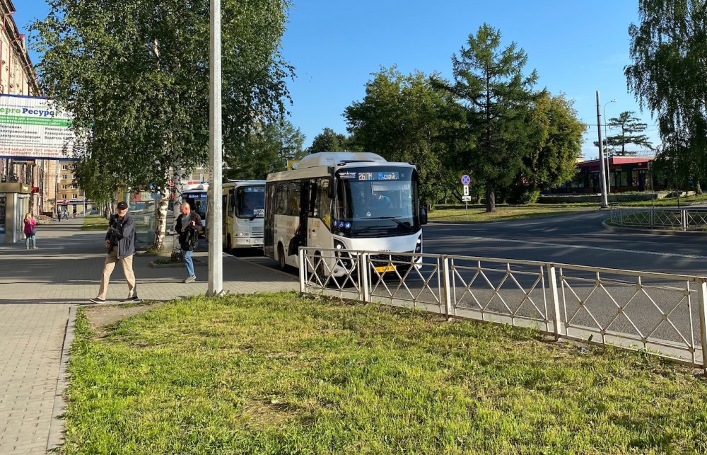 Семь автобусных маршрутов Нижнего Тагила передадут муниципальному перевозчику: список