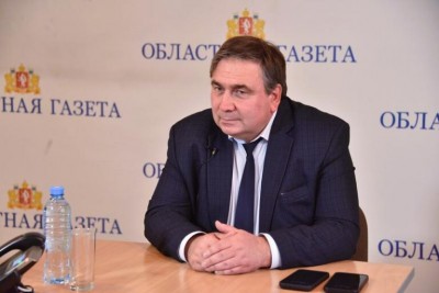 Свердловский министр ЖКХ назвал среднюю зарплату в отрасли. Она удивила