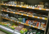 11 батонов колбасы попыталась украсть тагильчанка в супермаркете