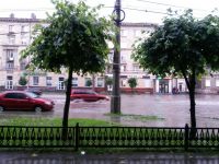 В Свердловской области ожидаются сильные ливни. Екатеринбург уже затопило