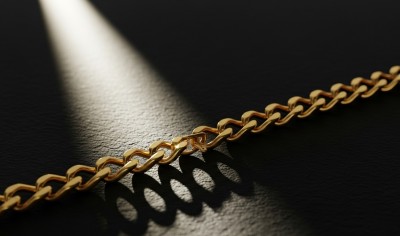 Ломбард взыскал с тагильского вора долг за украденную цепь, изъятую полицией