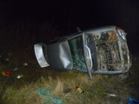 Ночью под Нижним Тагилом на Nissan перевернулся пьяный водитель без прав (фото)