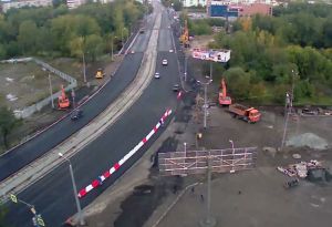 Мост на Фрунзе открыли для автомобильного транспорта только частично