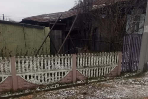 Отец погибшей на качелях девочки под Тагилом требует найти виновных