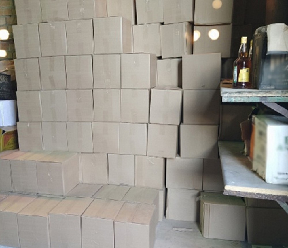 В Нижнем Тагиле полиция изъяла около 25 тонн алкоголя с 2-х складов (фото)