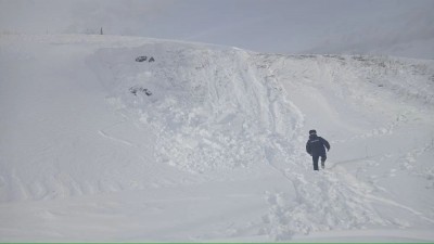Катание на &laquo;ватрушке&raquo; закончилось трагедией: двое детей погибли под лавиной на Урале