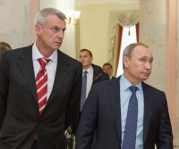Носов и Язев перечислили 28 млн рублей в избирательный фонд Путина