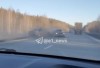 На Серовском тракте буксируемый BMW закрутило на дороге при обгоне: видео аварии