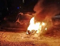 В Нижнем Тагиле сожгли Volkswagen автоледи (фото)
