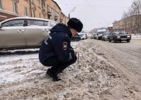 Десятки предписаний и рост ДТП: в Нижнем Тагиле обсудили борьбу со снегом на дорогах