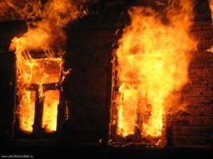 Мужчина и женщина, погибшие в пожаре в частном доме на Старой Гальянке, возможно, были пьяны