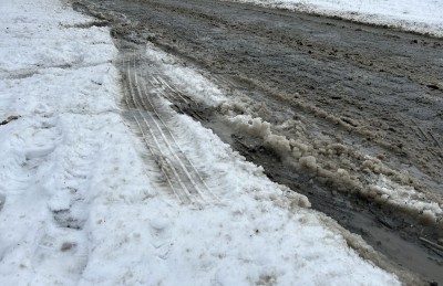 Апрельский снег задержится: синоптики рассказали о погоде в Свердловской области на ближайшие дни