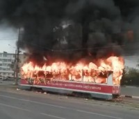 Стала известна причина пожара в трамвае в Нижнем Тагиле (видео)