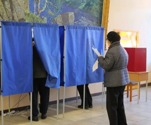 Явка в Нижнем Тагиле превысила среднеобластную: итоги третьего дня
