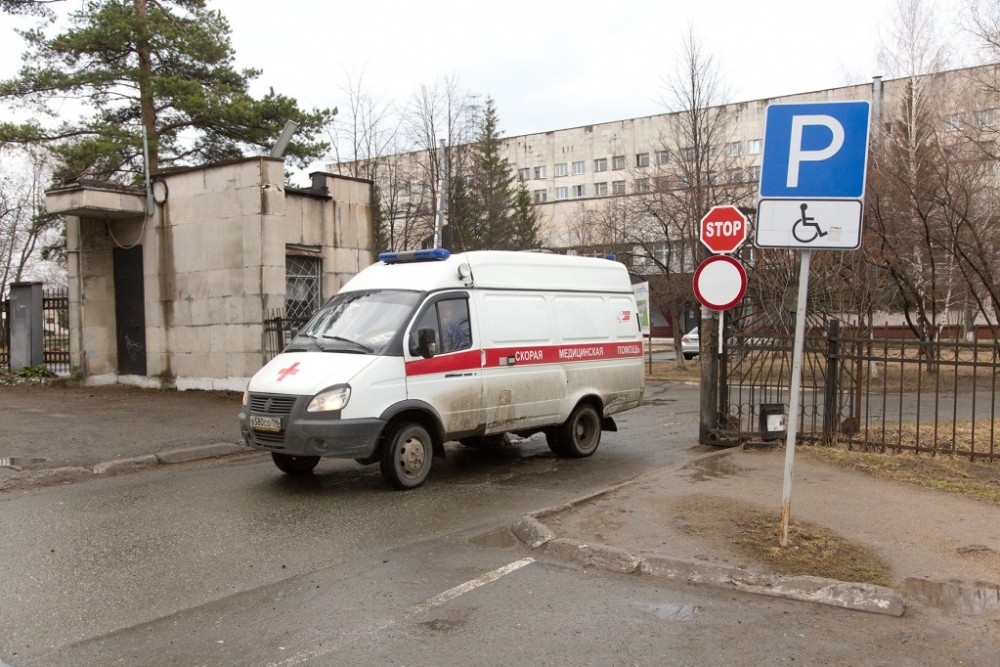 В тагильской больнице за полгода уволилось 72 медика, укомплектованность - 43%