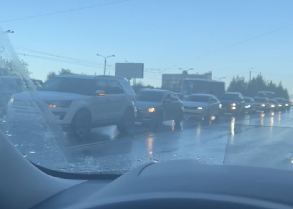 «Вы крадёте время у тысяч тагильчан»: водители негодуют из-за четвёртой фазы на светофоре