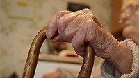 В Нижнем Тагиле 85-летняя пенсионерка случайно подарила чужому человеку квартиру