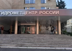 Почти везде тепло, а где-то жарко: Гидрометцентр дал прогноз на август по регионам