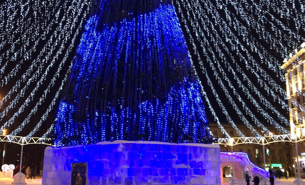 Ёлки, горки и надувные Деды Морозы: что появится в сёлах под Тагилом к Новому году