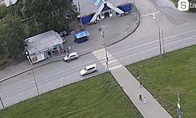 В Нижнем Тагиле женщина-водитель сбила ребёнка на велосипеде, который ехал по «зебре»: видео