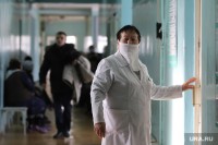Было 11.5 тыс, стало 15 тыс руб. После скандала медсестрам детской больницы Серова подняли зарплаты