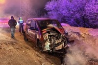 «Волгу» вынесло на встречку при перестроении: в аварии есть пострадавшие