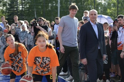 Губернатор, председатель банка, глава УВЗ и именитый спортсмен открыли в Нижнем Тагиле знаковый объект