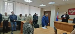 Экс-директор тагильского автобусного перевозчика, подкупавший инспектора Ространснадзора, избежал колонии
