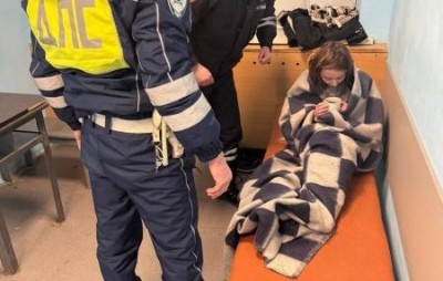 Уснула на могиле бабушки: на Урале спасли девочку, которая провела ночь на кладбище