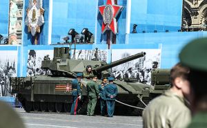 «Не ту кнопку нажали»: Рогозин объяснил инцидент с заглохшим танком «Армата»