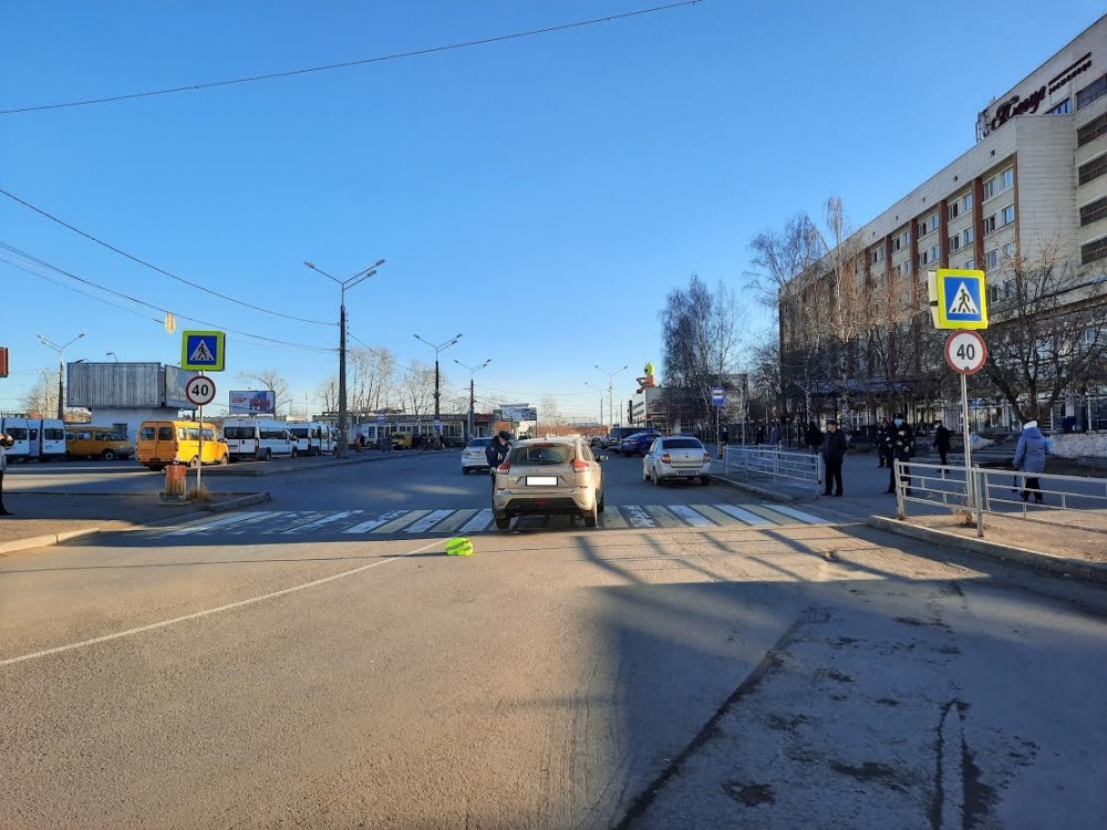 Около пятнадцати. Пешеходный переход напротив Ленина Пушкино. Зелёный бульвар Нижний Тагил пешеходный переход. Пешеходный переход напротив ГАИ Кыштым. Дорожная 54.