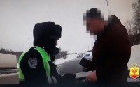 Экс-начальник отдела безопасности тагильской колонии перевозил 26 кг наркотиков: видео