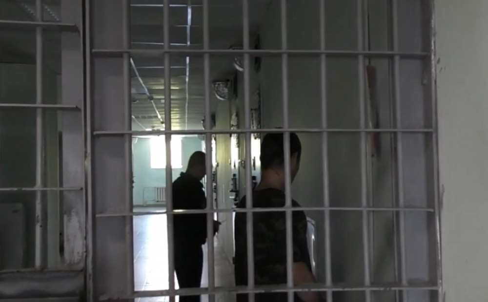Свердловского экс-мэра задержали через сутки после отставки