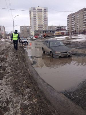 Всего 21 дефекта на дорогах Нижнего Тагила насчитали госавтоинспекторы