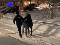 Под Тагилом 15-летний школьник зарезал женщину в подъезде и сбежал из-под домашнего ареста