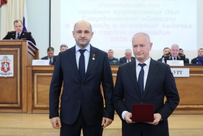 Экс-начальник тагильской полиции получил госнаграду из рук полпреда